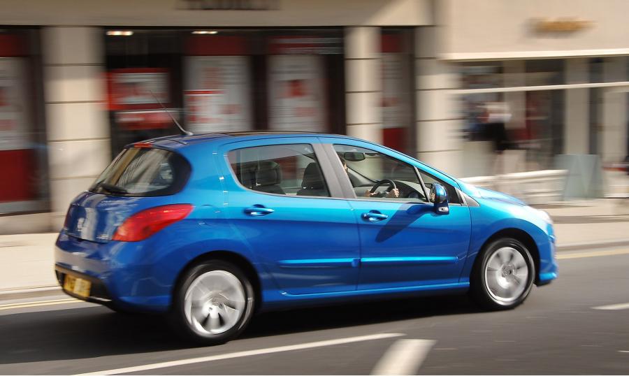  Peugeot 308 2007 года  (фото 64 из 125)